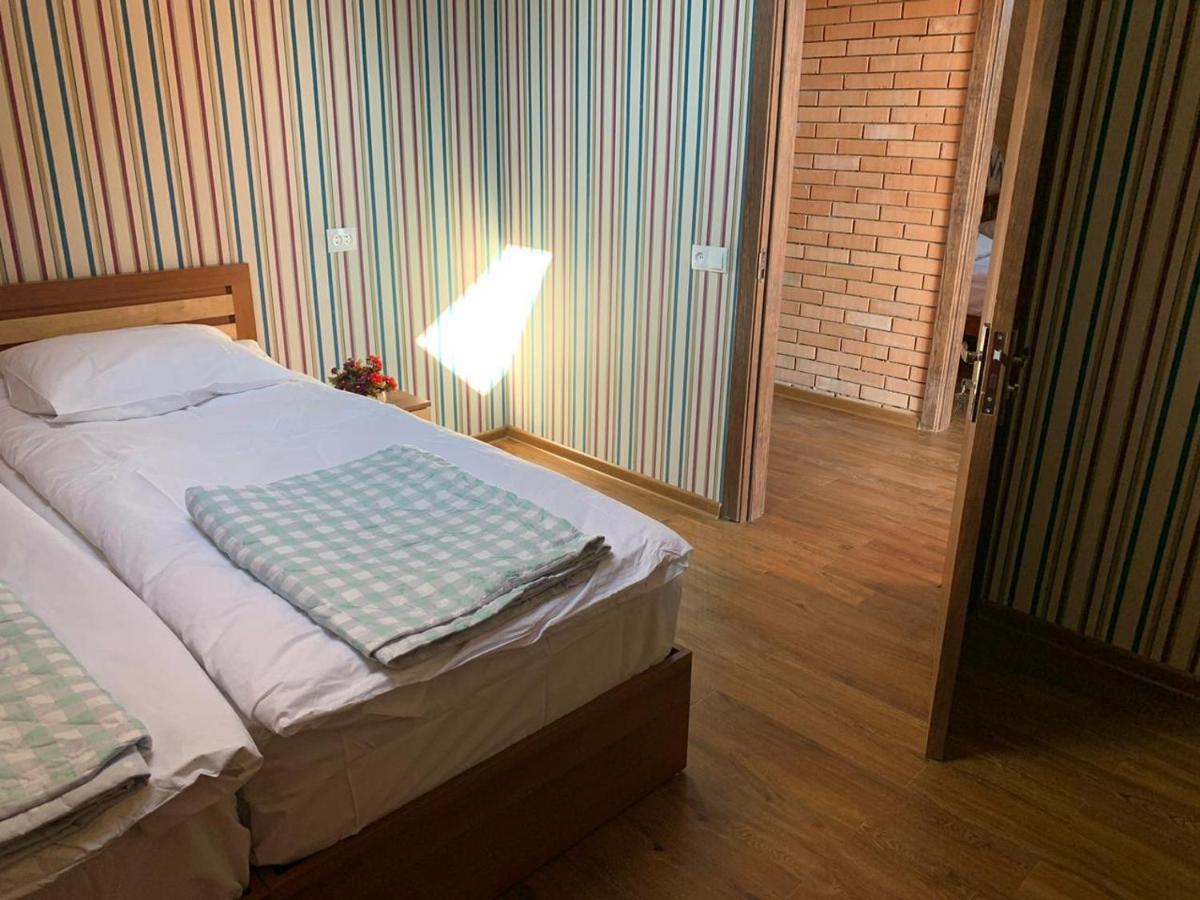 Bolnisi Elia Hotel Kültér fotó